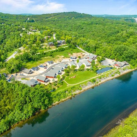 New Ozark Oasis Luxe Cabin Retreat With Hot Tub Hollister Εξωτερικό φωτογραφία