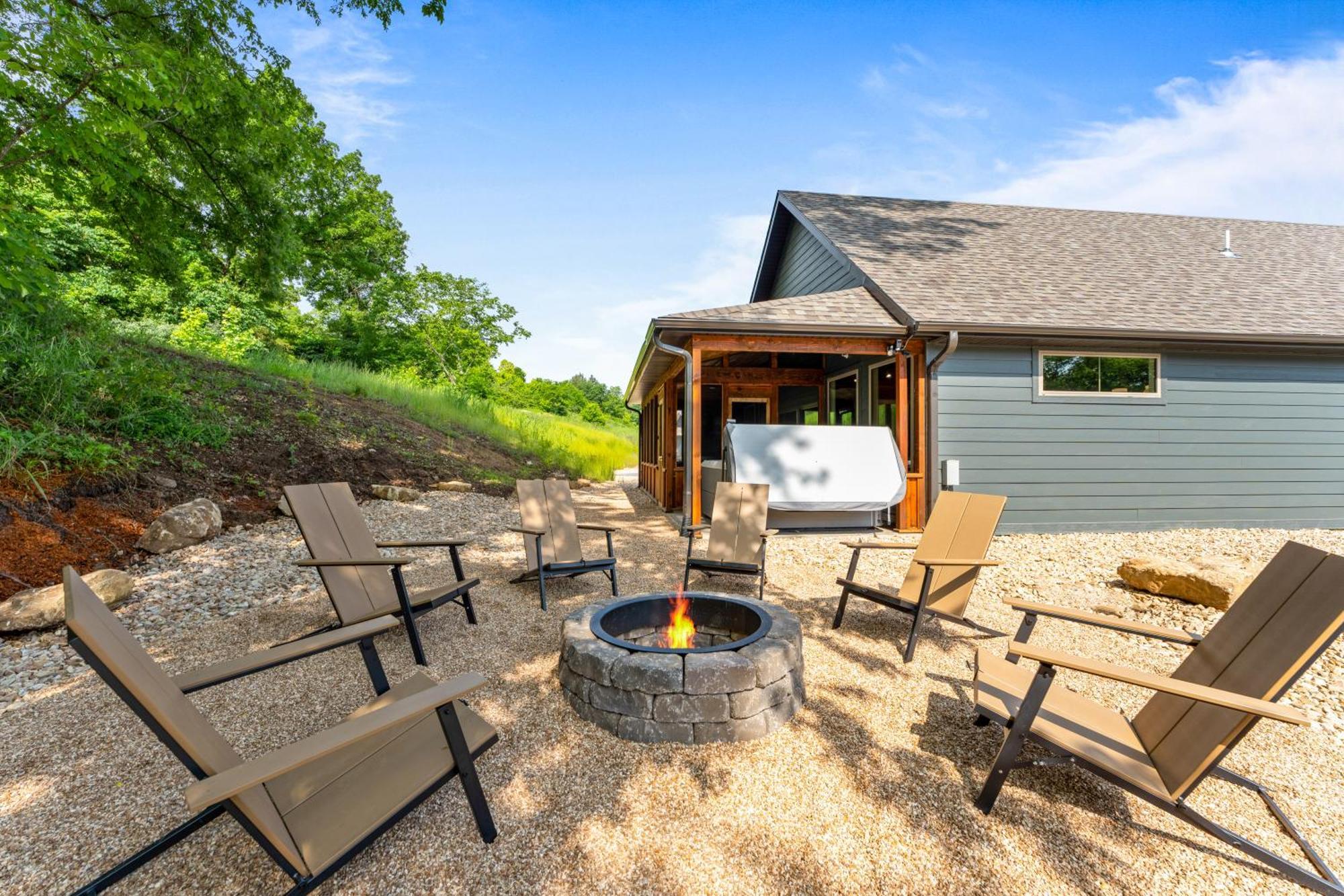 New Ozark Oasis Luxe Cabin Retreat With Hot Tub Hollister Εξωτερικό φωτογραφία