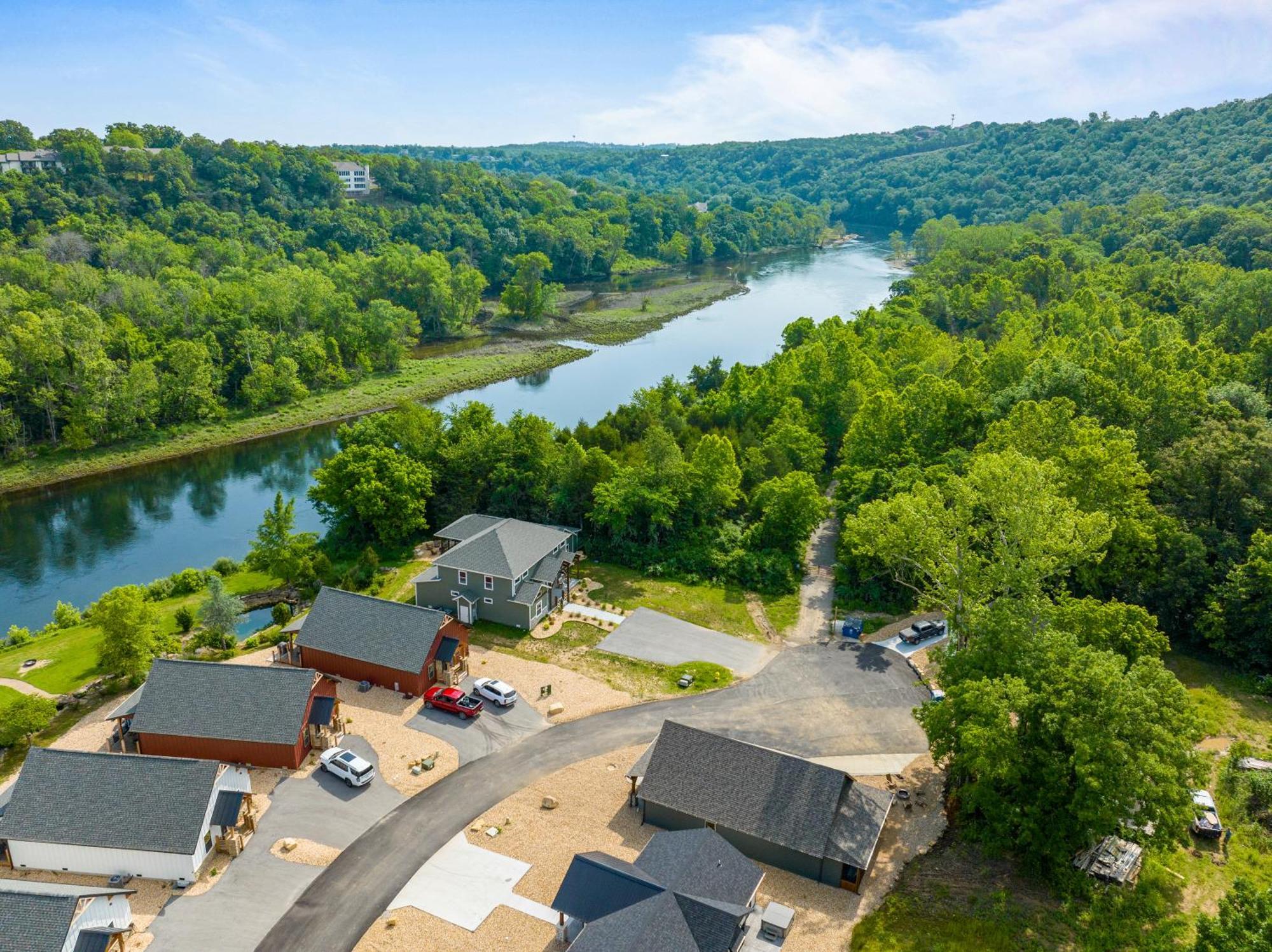 New Ozark Oasis Luxe Cabin Retreat With Hot Tub Hollister Εξωτερικό φωτογραφία